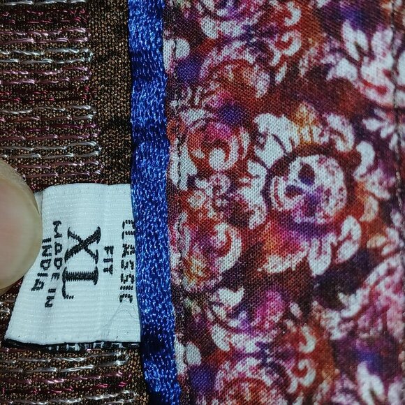 ROBERT GRAHAM BUTTON DOWN SHIRT, FLIP CUFF, DEEP WINE WITH PAISLEY DESIGN XL - Picture 8 of 8